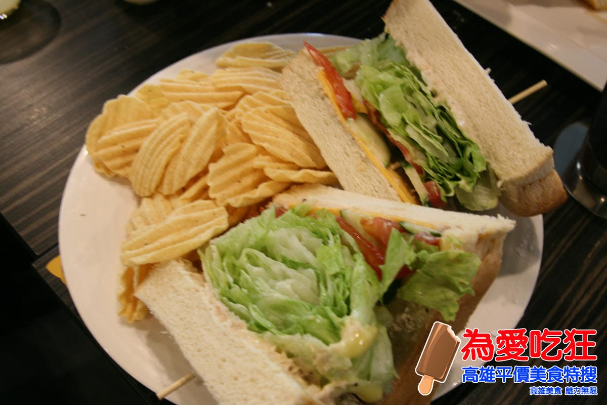 鯊魚咬吐司