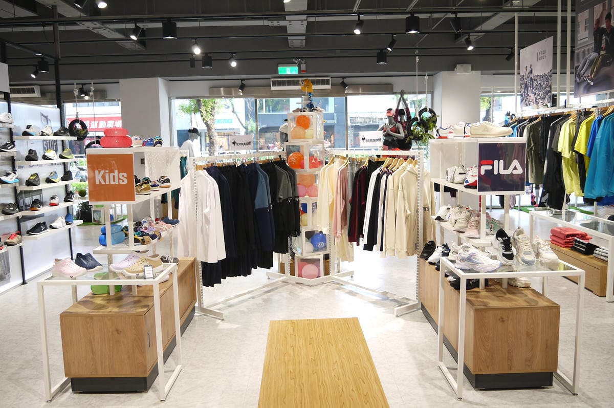 【高雄新堀江】運動休閒潮店新體驗;尚亨新堀江旗艦店 逛 【高雄新堀江】運動休閒潮店新體驗;尚亨新堀江旗艦店 逛
