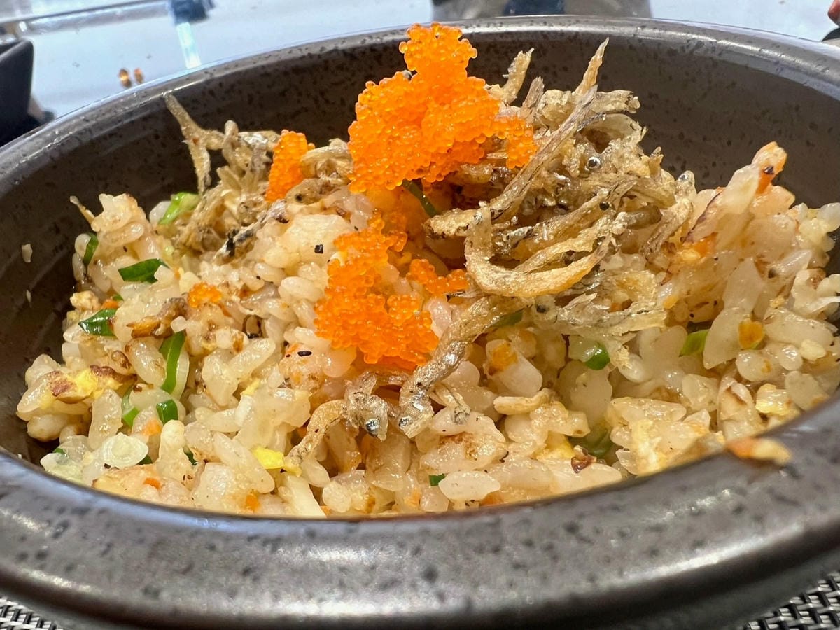 【高雄午餐】台北一位難求&零負評的無菜單鐵板燒- 明水然。 【高雄午餐】台北一位難求&零負評的無菜單鐵板燒- 明水然。