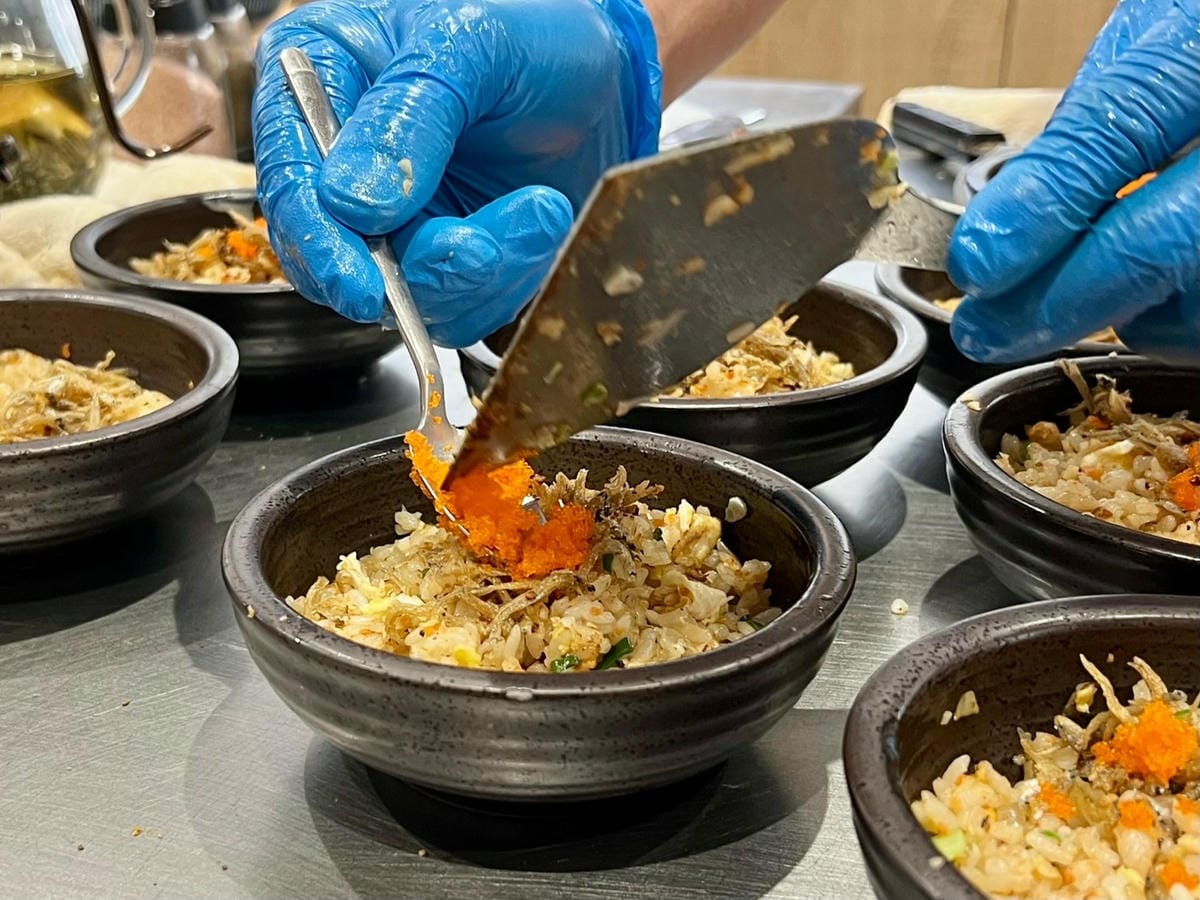 【高雄午餐】台北一位難求&零負評的無菜單鐵板燒- 明水然。 【高雄午餐】台北一位難求&零負評的無菜單鐵板燒- 明水然。