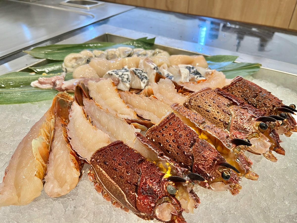 【高雄午餐】台北一位難求&零負評的無菜單鐵板燒- 明水然。 【高雄午餐】台北一位難求&零負評的無菜單鐵板燒- 明水然。