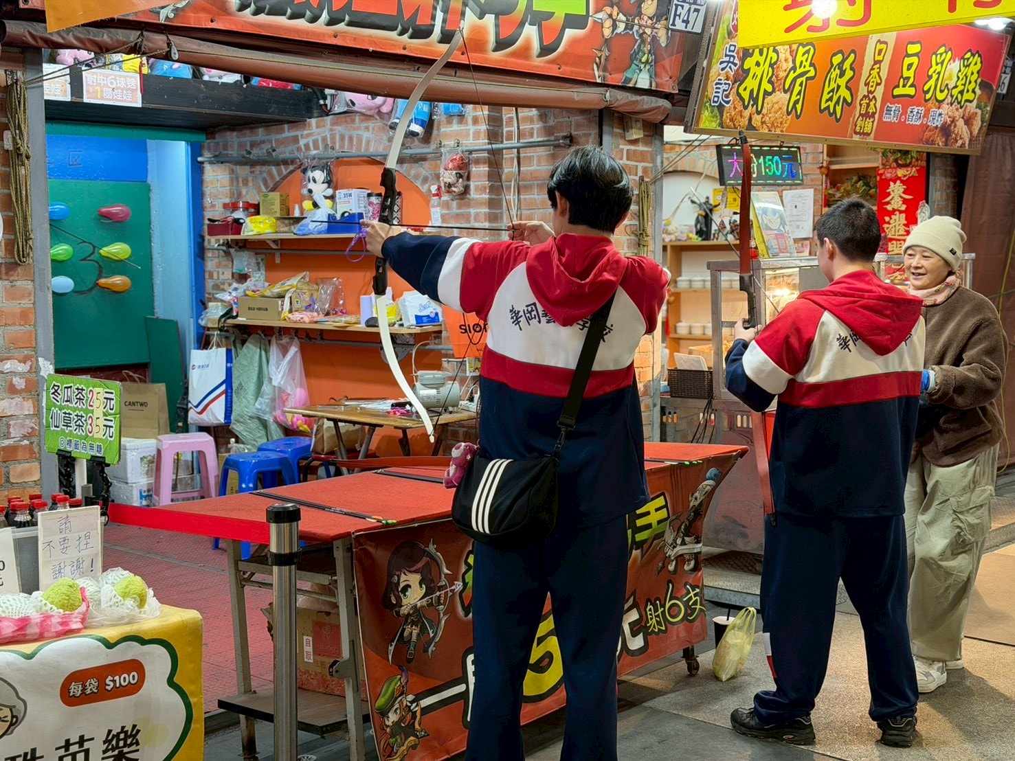【花蓮旅遊住宿●愛玩客推薦】入夜後請小心?全台首座沉浸式解謎飯店「偵探寓所 Mazor Hotel」 ,千元入住英倫復古風! - 第24張圖 【花蓮旅遊住宿●愛玩客推薦】入夜後請小心?全台首座沉浸式解謎飯店「偵探寓所 Mazor Hotel」 ,千元入住英倫復古風!