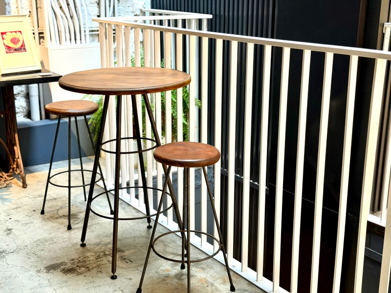 【基隆旅遊住宿●愛玩客推薦】雨島旅店 Drizzle Inn 開箱：走路2分鐘到廟口夜市！老屋改建、質感浴缸房與超美共享廚房